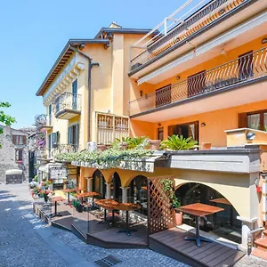 https://prestige-apartment.it-lombardy.com